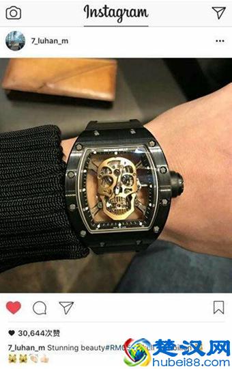 优乐美广告词：把你捧在手心 不说手心了，其实不如鹿晗一块表！