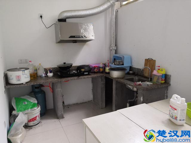 暑假首日，龙文教育、清大教育等6处校外培训点被严查