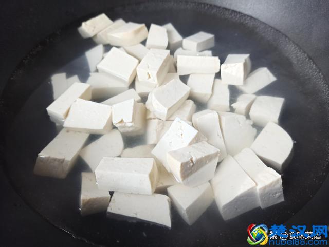 豆腐最好吃的做法，我家一周吃3次，营养补钙，上桌连汤汁都不剩