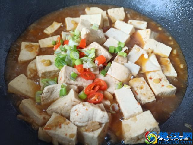 豆腐最好吃的做法，我家一周吃3次，营养补钙，上桌连汤汁都不剩