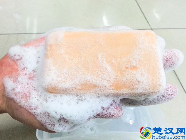 逆袭不是梦！葛葛手把手教你识别一块好的有机精油手工皂