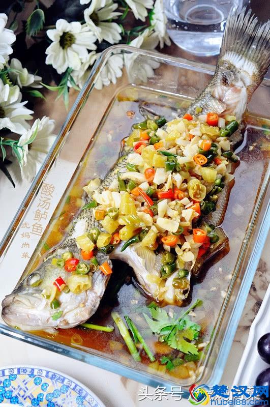 鲈鱼5款最好吃的做法，看看高手都是怎么做的，3条都不够吃！