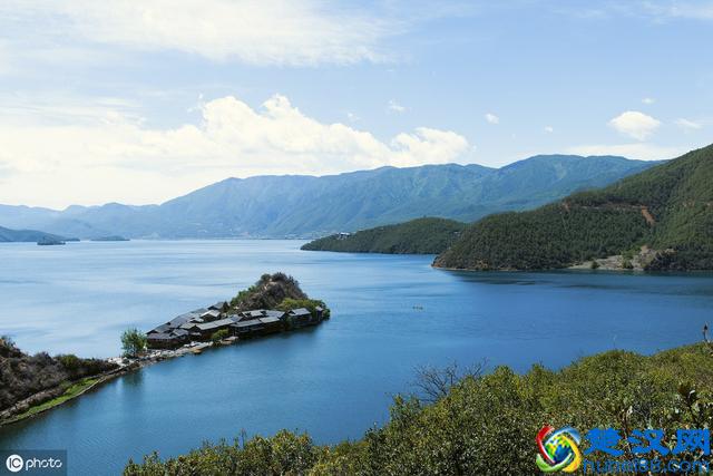 泸沽湖自由行攻略，在丽江怎么去到泸沽湖？泸沽湖最佳旅游时间