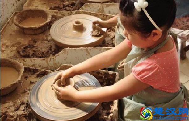 低学历的女人也能赚大钱，适合女人做的小本生意