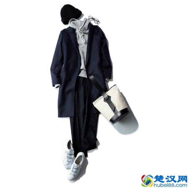 黑色裤子搭配什么上衣！教你这20种搭配，让你优雅女人味加倍！