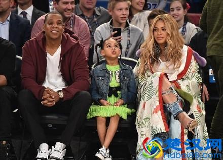 碧昂斯女儿的装备，贵的你无法想象，反正我只是看看