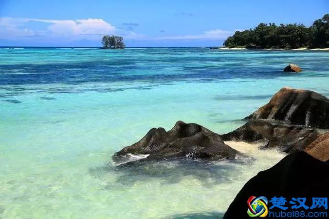 可免签或落地签的十大迷人海岛