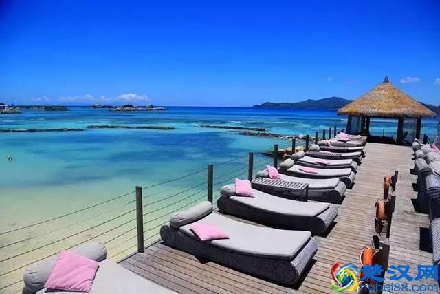 可免签或落地签的十大迷人海岛