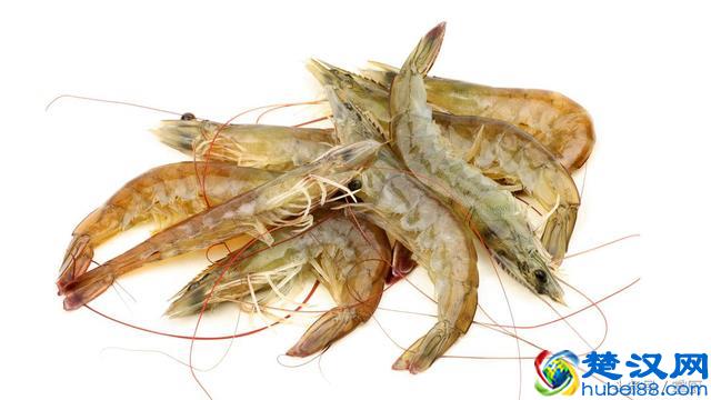 龙虾怎么做才好吃？大厨教你一个饭店的做法，一大盘都吃干净了