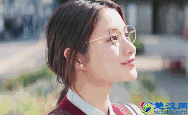 谁说圆脸不能带圆框眼镜？被你忽略的眼镜挑选细节一次分享给你