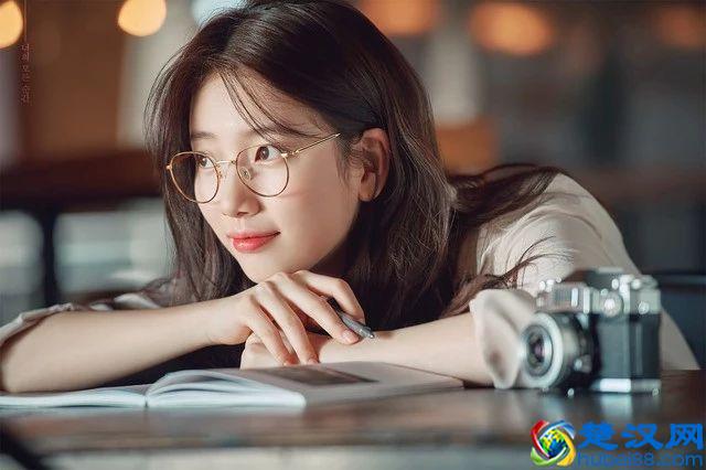 谁说圆脸不能带圆框眼镜？被你忽略的眼镜挑选细节一次分享给你