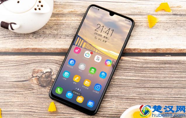 2019年买手机别被忽悠，目前这3款最值得买，好用又便宜！