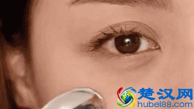 5个实用的眼睛增大技巧，最后一个每天3分钟，天生小眼也能变大！