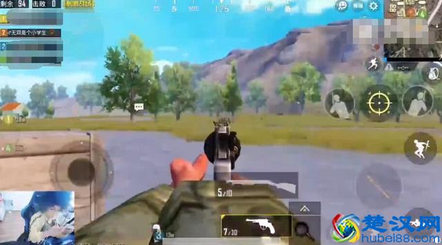 吃鸡主播为何爱用“陀螺仪”压枪，试了一局才知道有多强