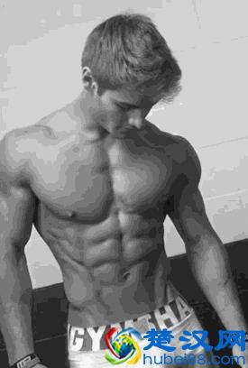 教你如何最快练出胸肌轮廓