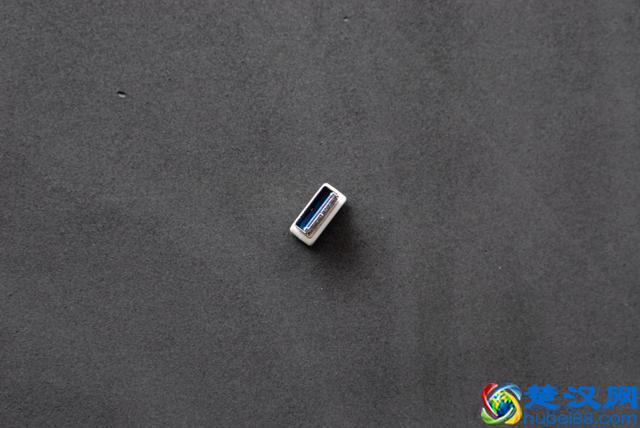 国际大品牌的迷你U盘，时尚高速都是你想要的！