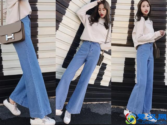 今秋很流行的蓝色阔腿裤，与各种上衣搭配，你这样穿更美！