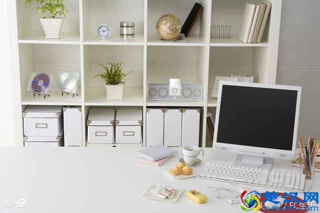 长期使用的鼠标垫会沾有污渍和细菌，你知道鼠标垫该怎样清洗吗？