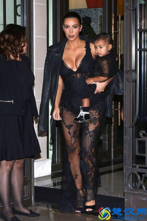 雪纺那么透，内衣怎么选？