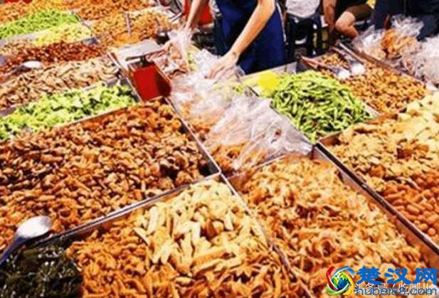 夜市路边的那些小吃，最让你记忆犹新的是哪个？