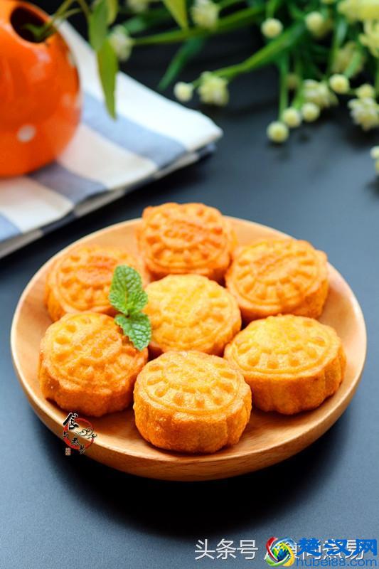 一步步教你做好吃的南瓜饼，记住其中的窍门，粗粮饼绝活全都会！