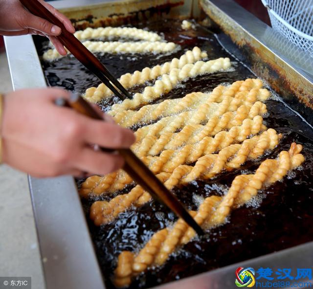 农村乡镇集市街道租门面，做这6种生意比较赚钱！大家认同吗？