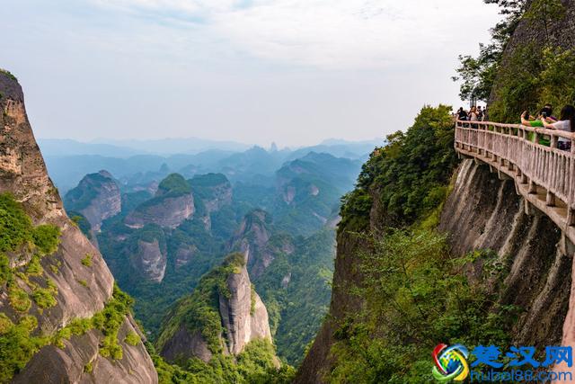 湖南十大最美景点，湖南最好玩的地方，趁这个五一去玩玩吧