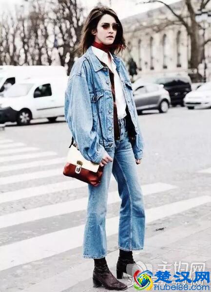牛仔外套不过时的百搭王 搭配裤子穿出大牌感