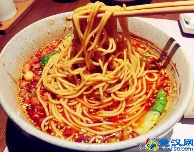 北京一位骨灰级吃货的总结：北京全城100种美食推荐！值得收藏！