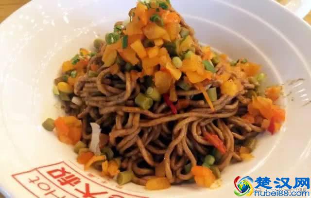 北京一位骨灰级吃货的总结：北京全城100种美食推荐！值得收藏！