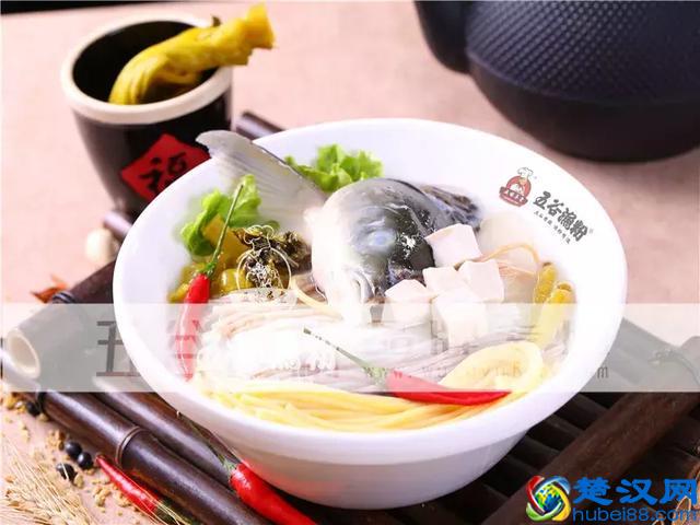 一口气喝光汤底!传说中的五谷渔粉,吃货们把持不住了!