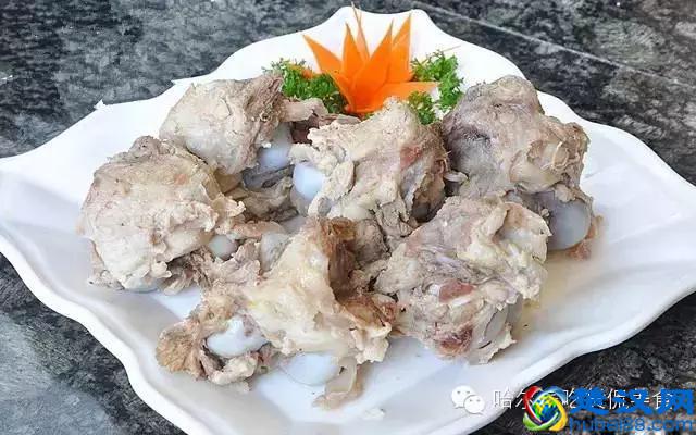 哈尔滨顾乡那一片有什么好吃的?