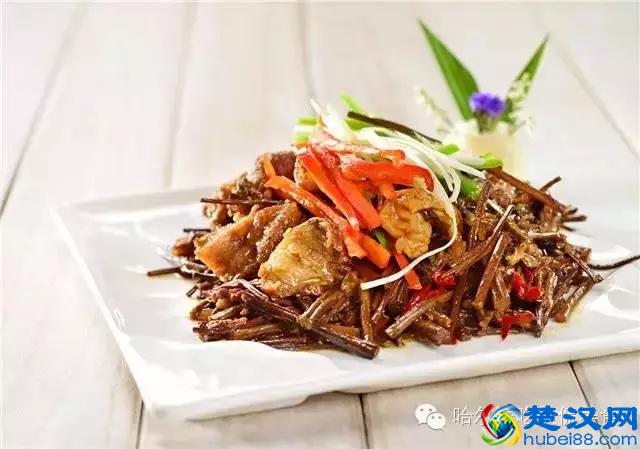 哈尔滨顾乡那一片有什么好吃的?