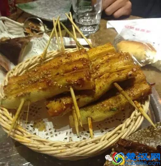 哈尔滨顾乡那一片有什么好吃的?