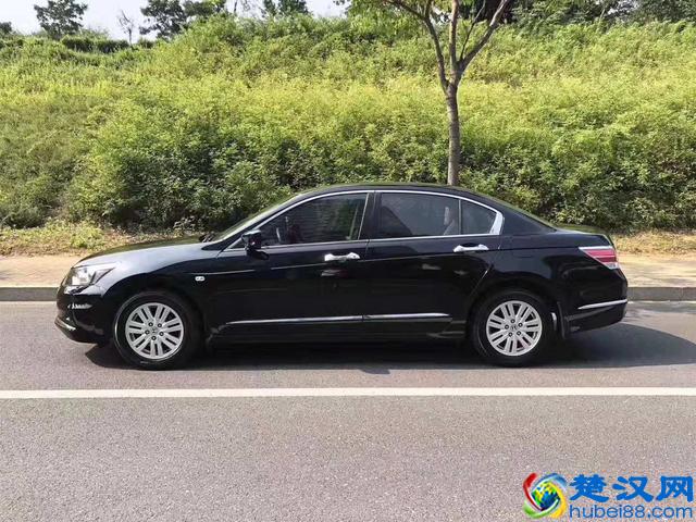 2013年的二手本田雅阁，要价10万是不是疯了？