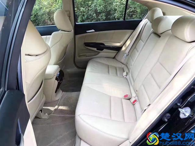 2013年的二手本田雅阁，要价10万是不是疯了？