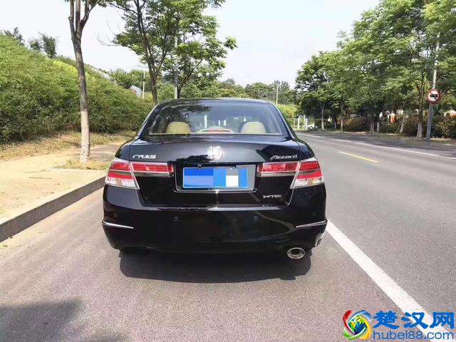 2013年的二手本田雅阁，要价10万是不是疯了？