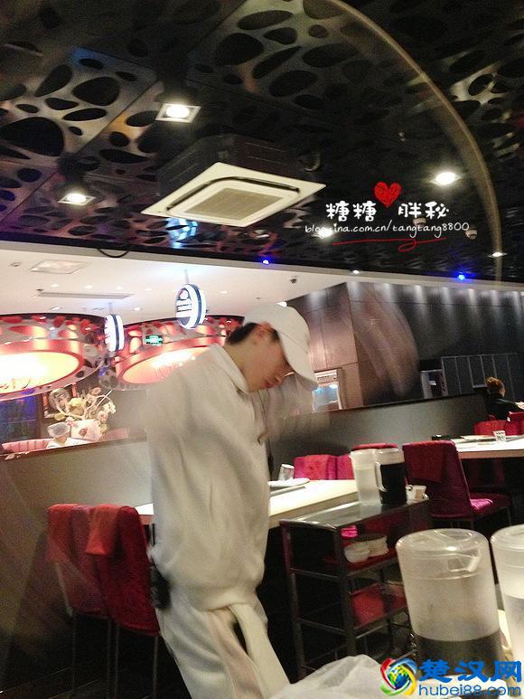 海底捞的锅底哪种最好吃？哪种菜最有特色？