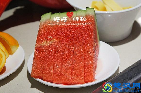 海底捞的锅底哪种最好吃？哪种菜最有特色？