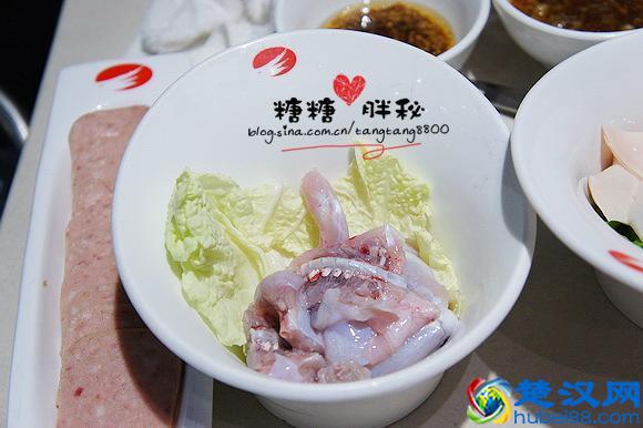 海底捞的锅底哪种最好吃？哪种菜最有特色？