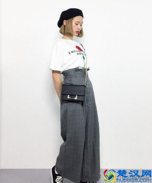 格子衣服配什么裤子好看，秋冬格子搭配技巧