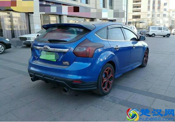 福特福克斯 2012款 两厢 2.0L 手动豪华运动型