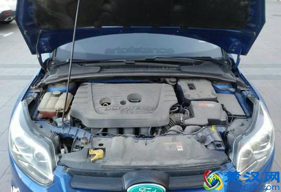 福特福克斯 2012款 两厢 2.0L 手动豪华运动型