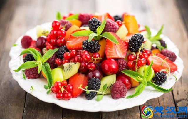 最适合夏天吃的5种水果，经常吃一点，美容养颜，愉快过一夏