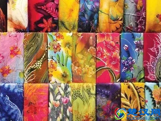 马来西亚什么值得买？这些伴手礼拿出去很有范儿