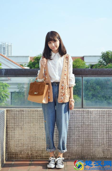 女生高帮帆布鞋怎么穿好看