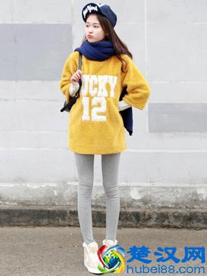 女生高帮帆布鞋怎么穿好看