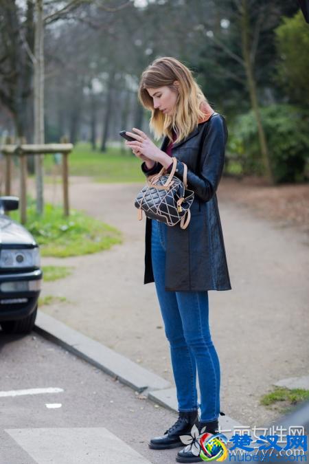 皮衣搭配什么鞋好看 这十双鞋让你不愁穿搭
