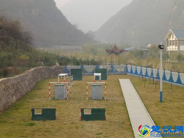 当过兵的为啥说宁跑5公里不跑400米？新兵跑完可能直接进卫生队