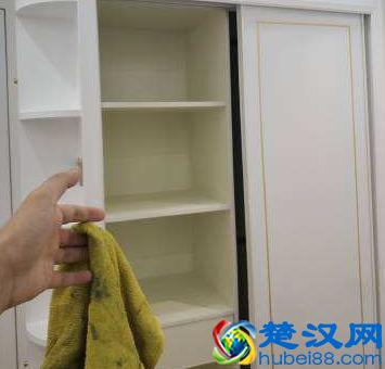 新房刚装完，怎么除“甲醛”才有效？老师傅：我们用这4招，靠谱